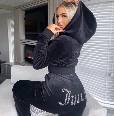 Load image into Gallery viewer, Juicy Sweatshirt and Pants with Diamonds